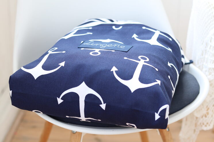 Personalisierter Wäschesack Aus Baumwolle, Wäschekorb Mit Marineblauen Streifen Für Das College, Nautische Dessous Camp