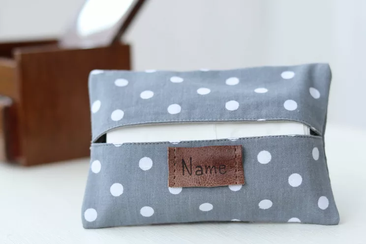 Porte-mouchoirs de voyage personnalisé, idée d'anniversaire gris élégant 50e, cadeaux pour maman, porte-poche en tissu
