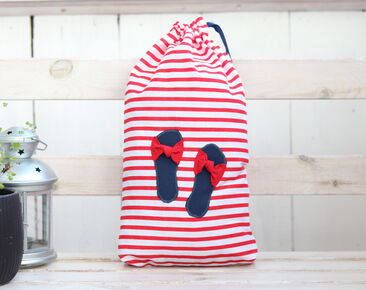 Shoe bag organizer and cute gift for her made of Red Stripes travel shoe bag