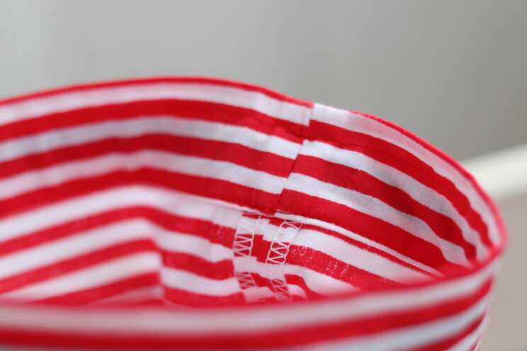Organizér Na Tašky Na Topánky Red Stripes, Cute Travel Shoe Bag, Originálny Darček Pre ňu