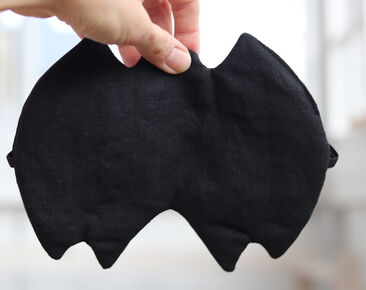 Maschera per gli occhi per dormire regolabile, regali di viaggio in lino pipistrello, copertura per gli occhi di Bat man per i viaggi