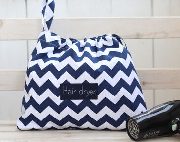 Bolsa de secador de pelo, soporte de secador de pelo de chevron azul marino, organizador de secador de pelo Zig Zag, forro de franela, bolsa de accesorios para el cabello náutico