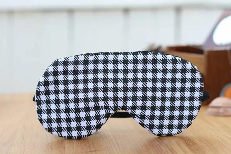Regulowana maska na oczy do spania, upominki podróżne z bawełny w czarno-białą kratkę, Organic Eye Cover for Travel