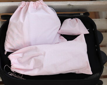 Zestaw 3 różowych uroczych torebek podróżnych dla dziewczynki, torebek na bieliznę, w różowe paski, na buty, na organizery podróżne