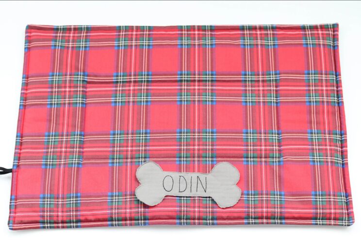 Travel Pet Blanket Personalized, Dog Or Cat Roll Up Mat Scotch Fabric, Tartan Portable Bed Cover Washable Fabric, Size M