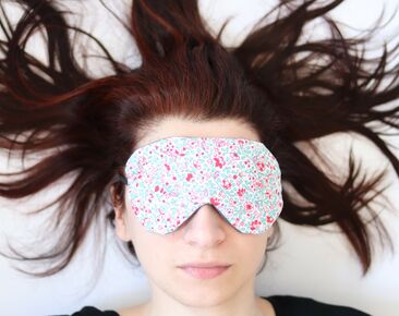Adjustable sleeping eye mask, floral pattern cotton travel gifts, Soft Eye cover for Travel
