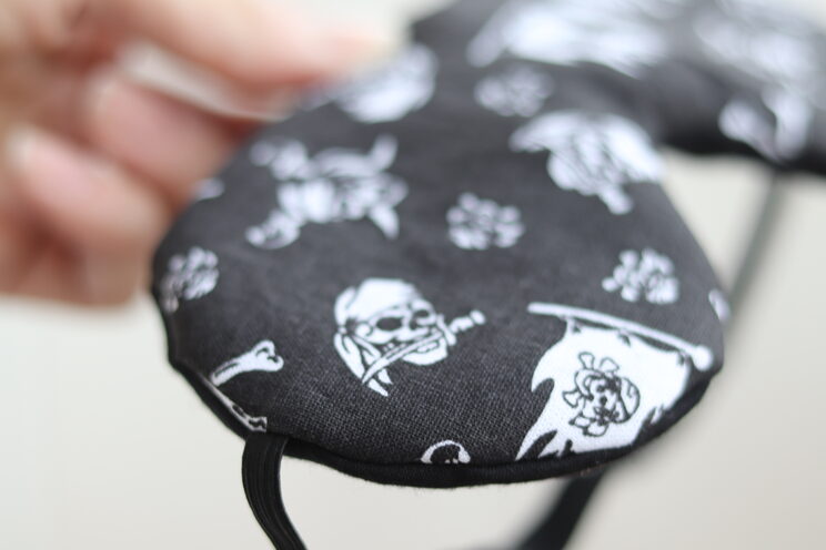 Adjustable Sleeping Eye Mask, Skulls Cotton Travel Gifts For Him, Black Pirate Pattern, Eye Cover For Travel