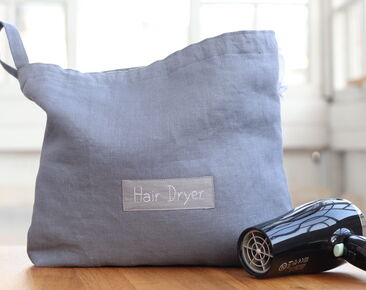 Bolsa de secador de pelo de lino con nombre, elegante soporte de secador de pelo gris oscuro para hotel, organizador de secador de pelo personalizado