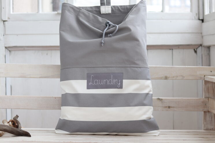 Wäschekorb Personalisierter Wäschekorb Mit Grauen Und Weißen Streifen Für Schmutzige Kleidung, Kinderzimmeraufbewahrung