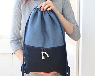Handgjord linneryggsäck med ficka med dragkedja Blått blommigt tyg 40x30 cm ~ 15,7" x 11,8"
