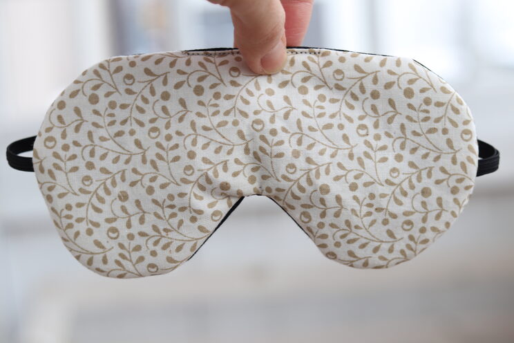 Adjustable Sleeping Eye Mask, Beige Floral Cotton Travel Gifts, Organic Eye Cover For Travel 
